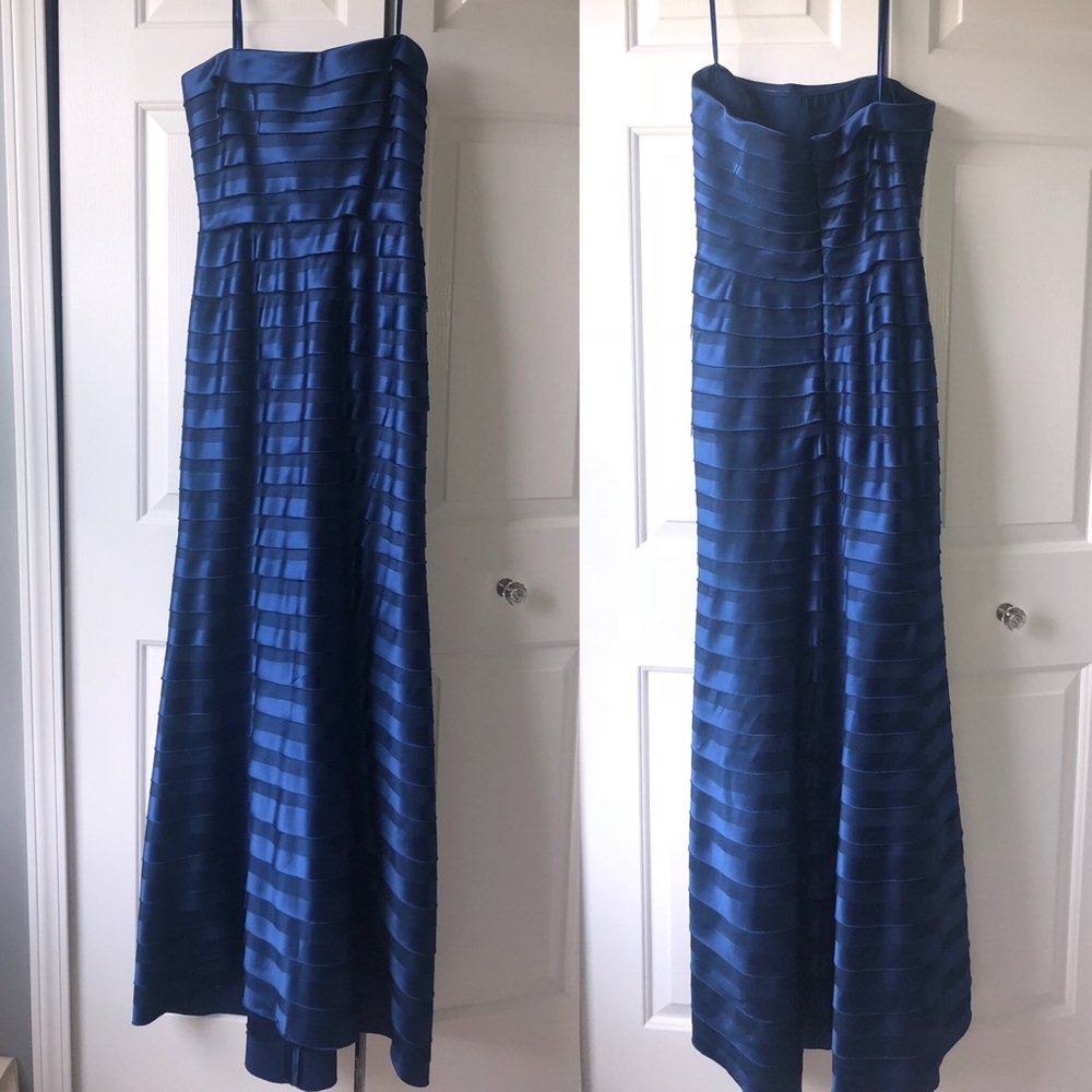 BCBGMAXAZRIA strapless formal dress